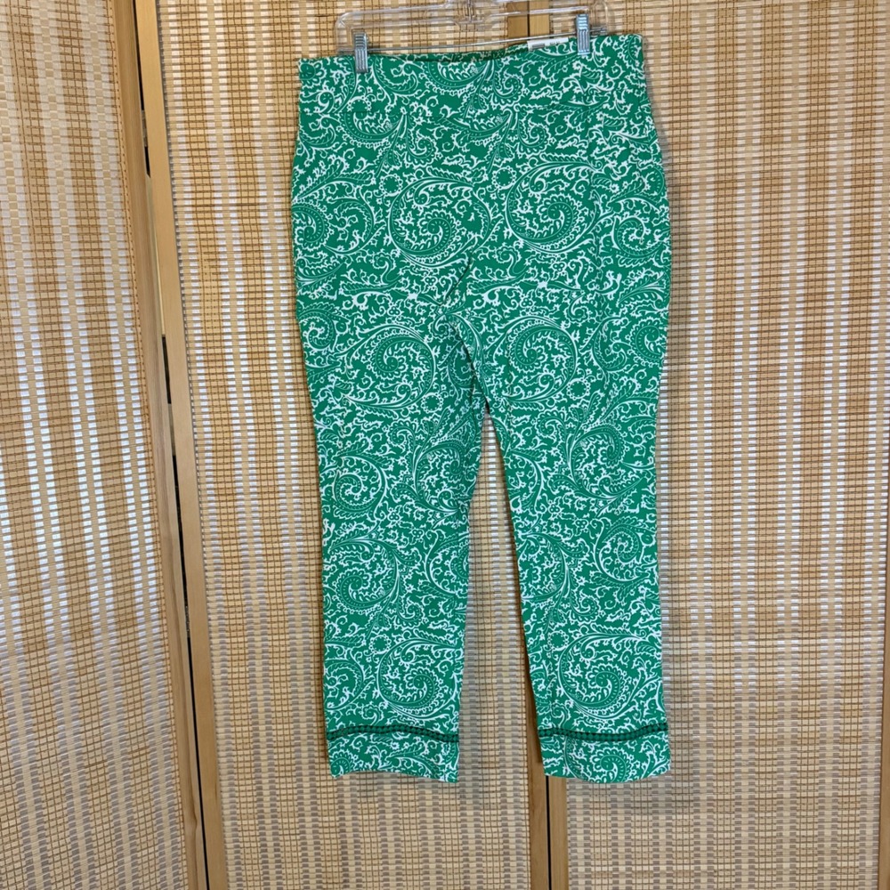 Crown & Ivy Womens Green Paisley Ankle Pants Size 16 NWT Scrolling Crochet Trim
